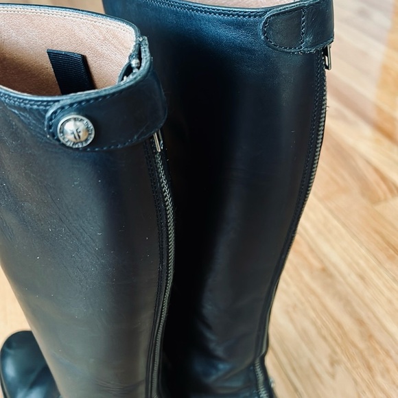 Frye Melissa Button Back Zip Black leather boots women size 6.5 - Picture 2 of 10